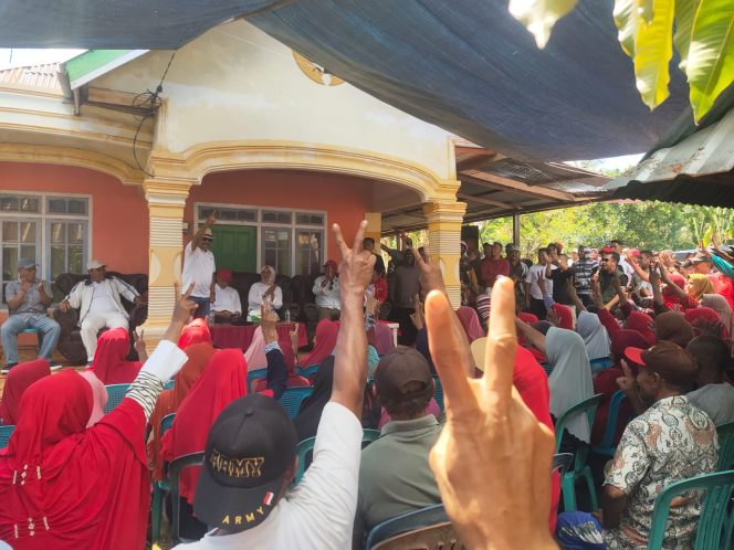 
					Sejumlah Tokoh Politik di Wangi-Wangi Hadiri Kampanye Perdana BERHASIL